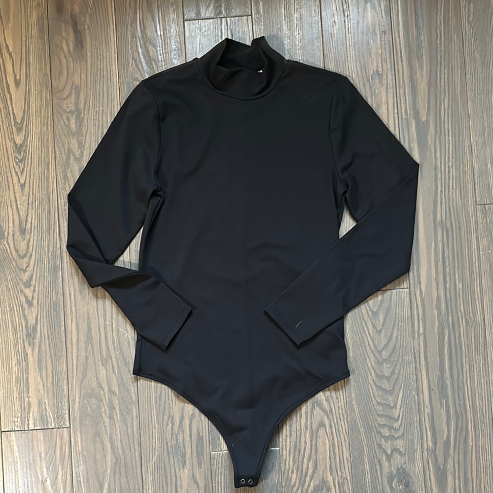 NWT Abercrombie Mock Neck Bodysuit